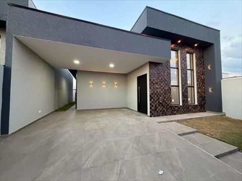 Casa Residencial para venda no Cara-cara em Ponta Grossa com 200m² por R$ 0,00