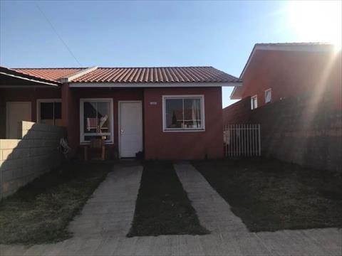 Casa em Condomínio para venda no Chapada em Ponta Grossa com 50m² por R$ 180.000,00