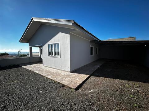 Casa Residencial para locacao no Piriquitos em Ponta Grossa com 60m² por R$ 1.688,00
