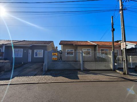 Casa em Condomínio para locacao no Uvaranas em Ponta Grossa com 45m² por R$ 1.250,00