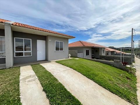 Casa em Condomínio para locacao no Neves em Ponta Grossa com 50m² por R$ 1.250,00