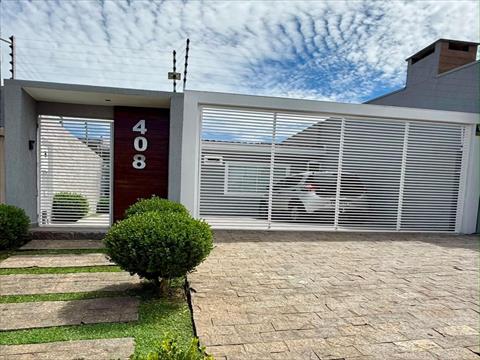 Casa Residencial para venda no Chapada em Ponta Grossa com 231m² por R$ 670.000,00