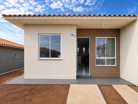 Casa em Condomínio para venda no Neves em Ponta Grossa com 0m² por R$ 180.000,00
