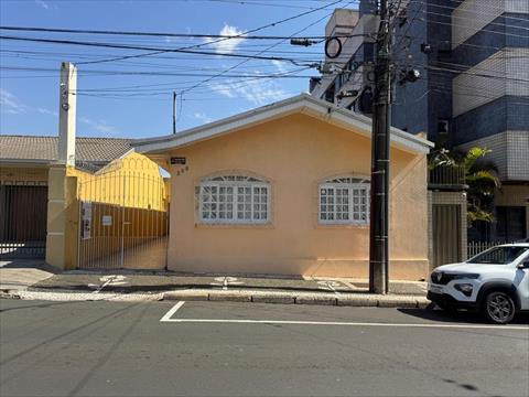 Casa Residencial para locacao no Centro em Ponta Grossa com 180m² por R$ 3.750,00