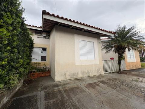 Casa em Condomínio para locacao no Boa Vista em Ponta Grossa com 110m² por R$ 2.750,00