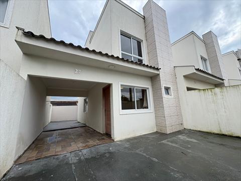 Sobrado para locacao no Uvaranas em Ponta Grossa com 78m² por R$ 2.625,00