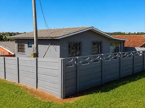 Casa Residencial para venda no Oficinas em Ponta Grossa com 385m² por R$ 220.000,00