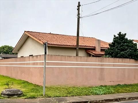 Casa Residencial para locacao no Uvaranas em Ponta Grossa com 495m² por R$ 2.655,00