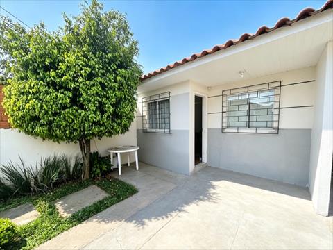 Casa Residencial para venda no Cara-cara em Ponta Grossa com 70m² por R$ 230.000,00
