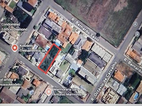 Terreno para venda no Jardim Carvalho em Ponta Grossa com 675m² por R$ 530.000,00