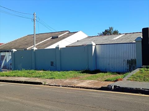 Casa Residencial para locacao no Uvaranas em Ponta Grossa com 246m² por R$ 2.000,00