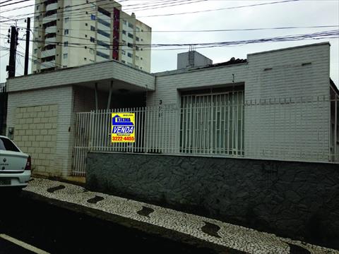 Terreno para venda no Centro em Ponta Grossa com 423m² por R$ 827.520,00