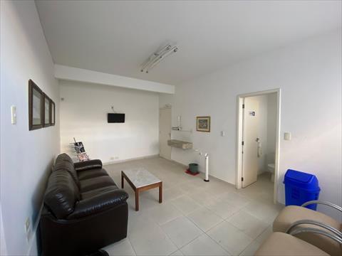Comercial para locacao no Centro em Ponta Grossa com 55m² por R$ 1.875,00