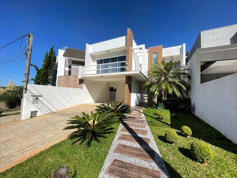 Casa em Condomínio para locacao no Oficinas em Ponta Grossa com 300m² por R$ 9.875,00