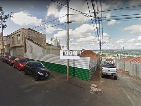 Terreno para venda no Centro em Ponta Grossa com 352,8m² por R$ 690.000,00
