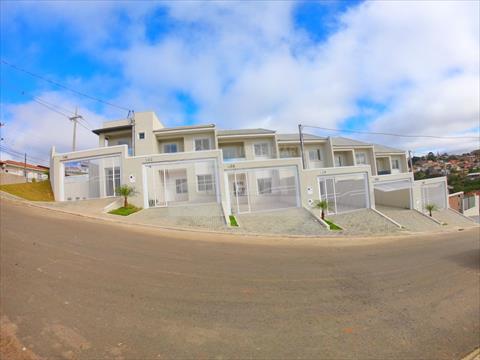 Sobrado para venda no Oficinas em Ponta Grossa com 99m² por R$ 510.000,00