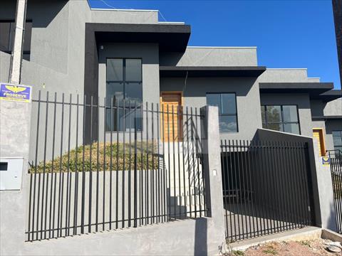 Sobrado para venda no Olarias em Ponta Grossa com 99m² por R$ 365.000,00