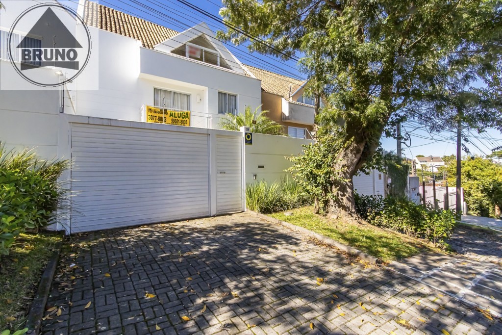 Sobrado para locacao no Pilarzinho em Curitiba com 168,57m² por R$ 7.000,00