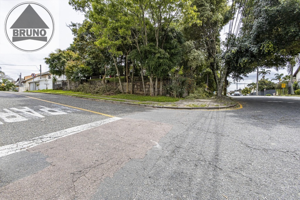 Terreno para venda no Bom Retiro em Curitiba com 550,84m² por R$ 1.550.000,00