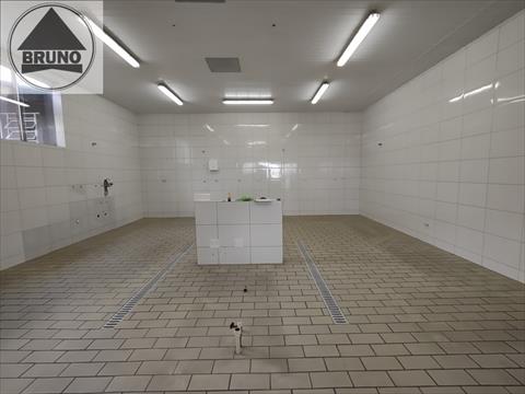 Barracão para locacao no Bom Retiro em Curitiba com 123m² por R$ 4.937,50