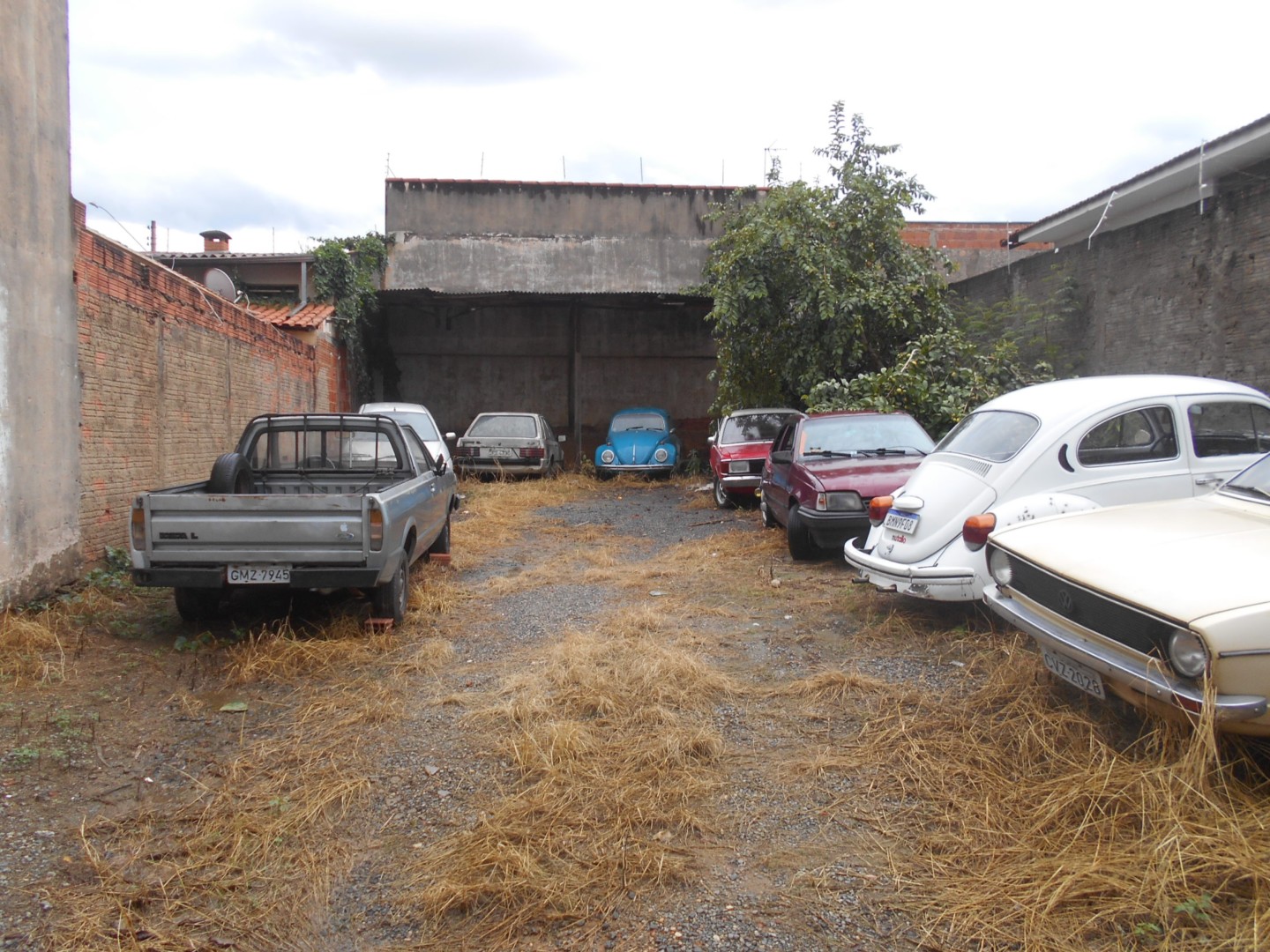 Terreno para venda no Residencial Florisa em Limeira com 203m² por R$ 400.000,00