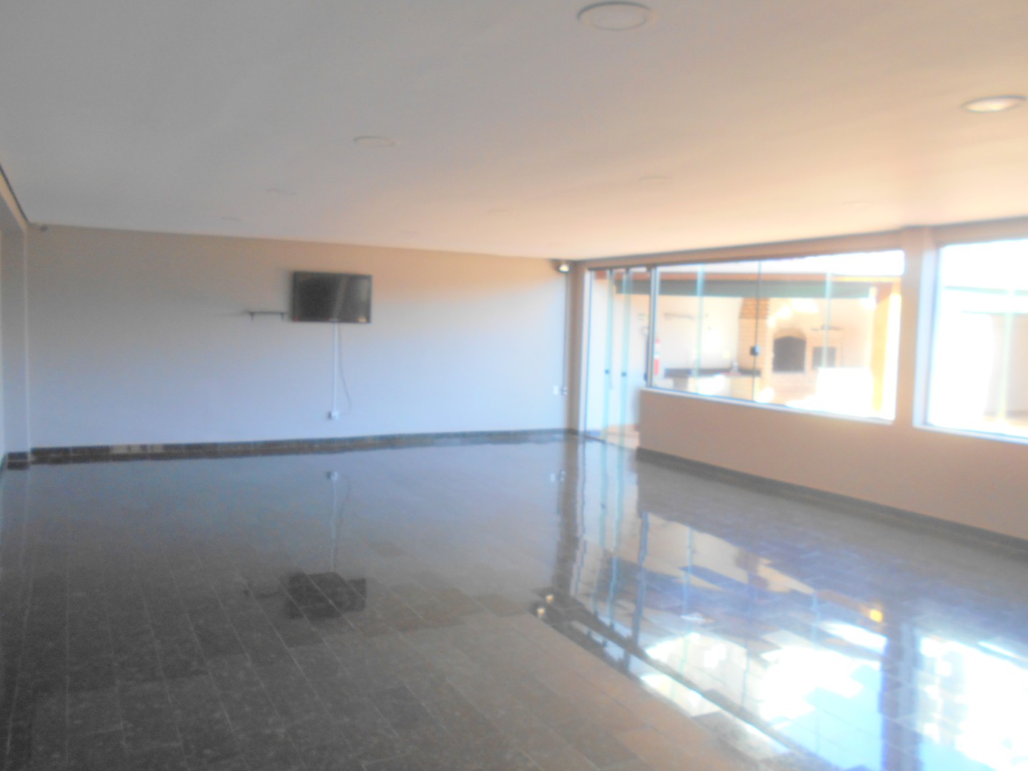 Apartamento para locacao no Centro em Limeira com 0m² por R$ 3.100,00