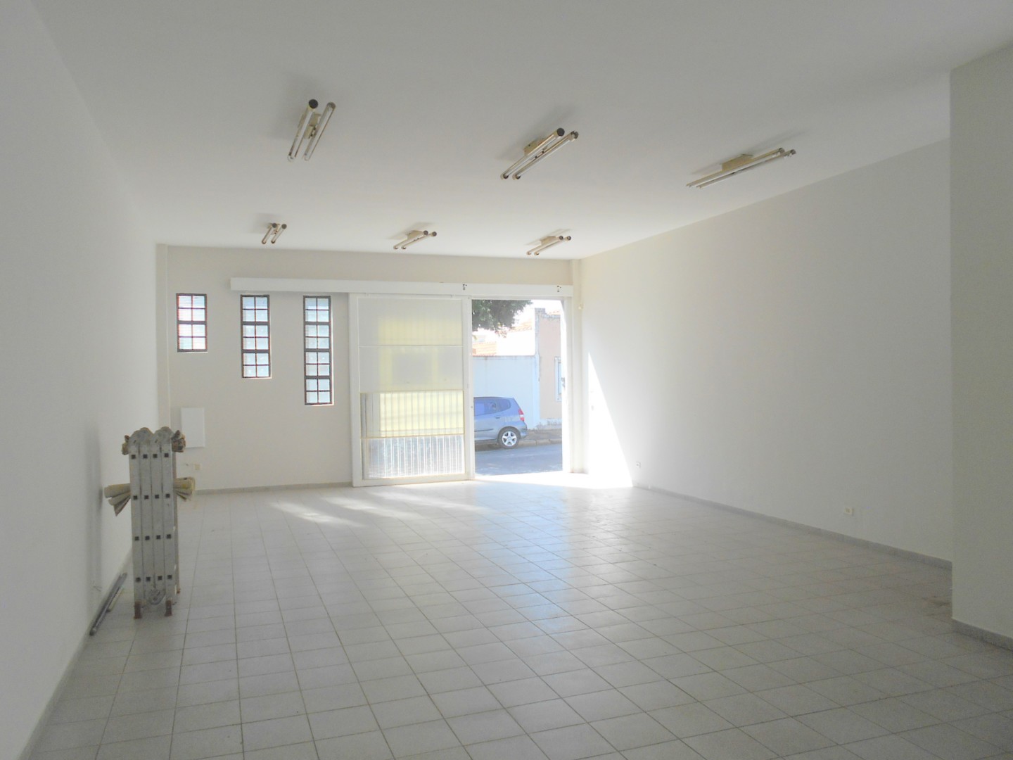 Salão para locacao no Jardim Piratininga em Limeira com 140,4m² por R$ 3.900,00