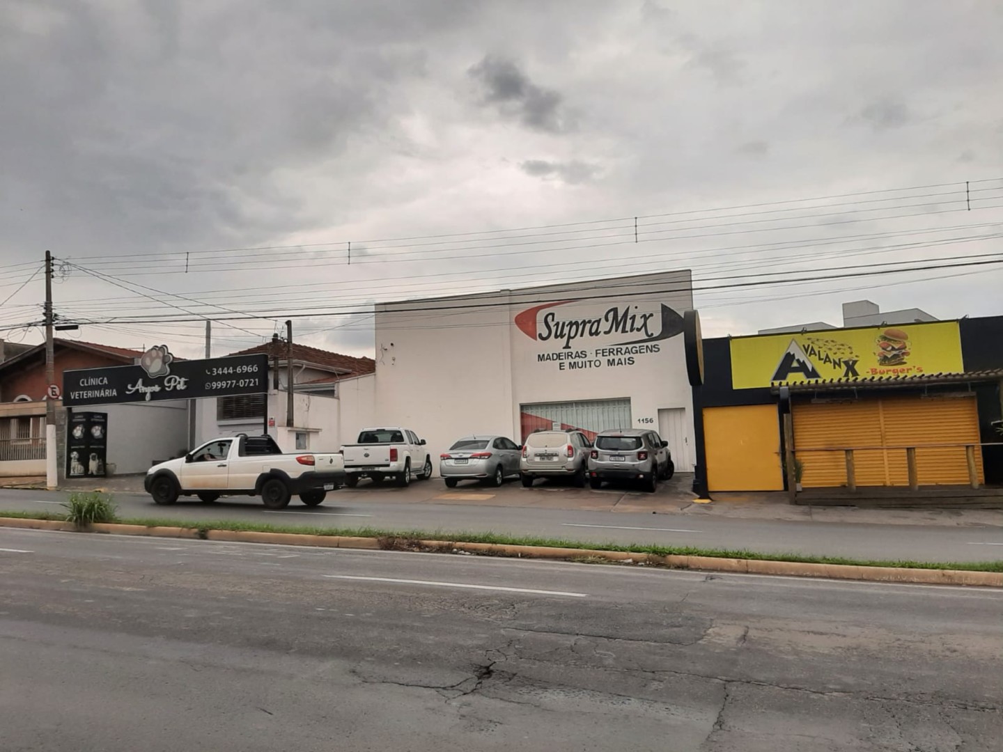 Barracão/galpão para locacao no Jardim Nereide em Limeira com 439,95m² por R$ 9.000,00