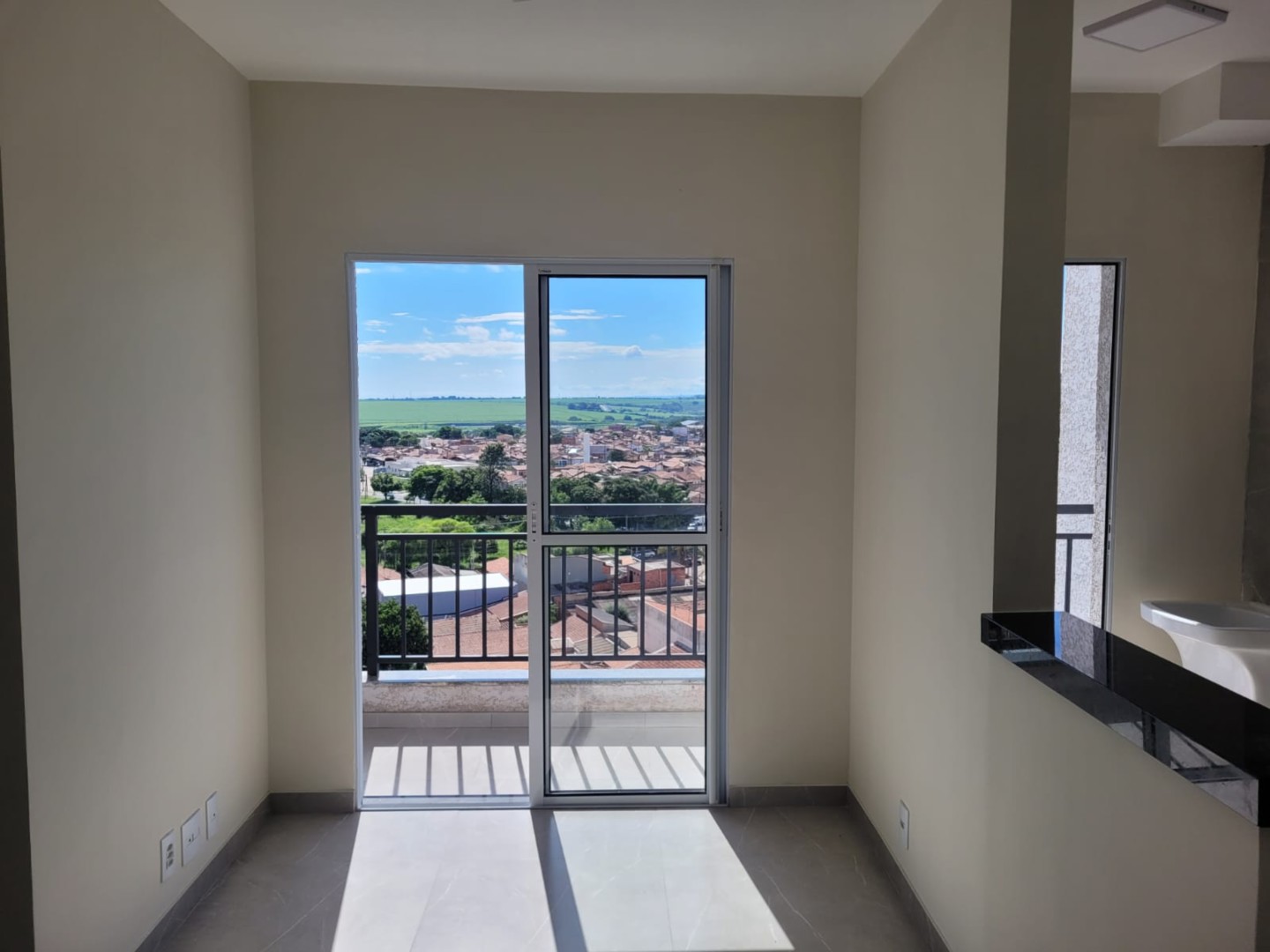 Apartamento para locacao no Chacaras Antonieta em Limeira com 0m² por R$ 1.800,00