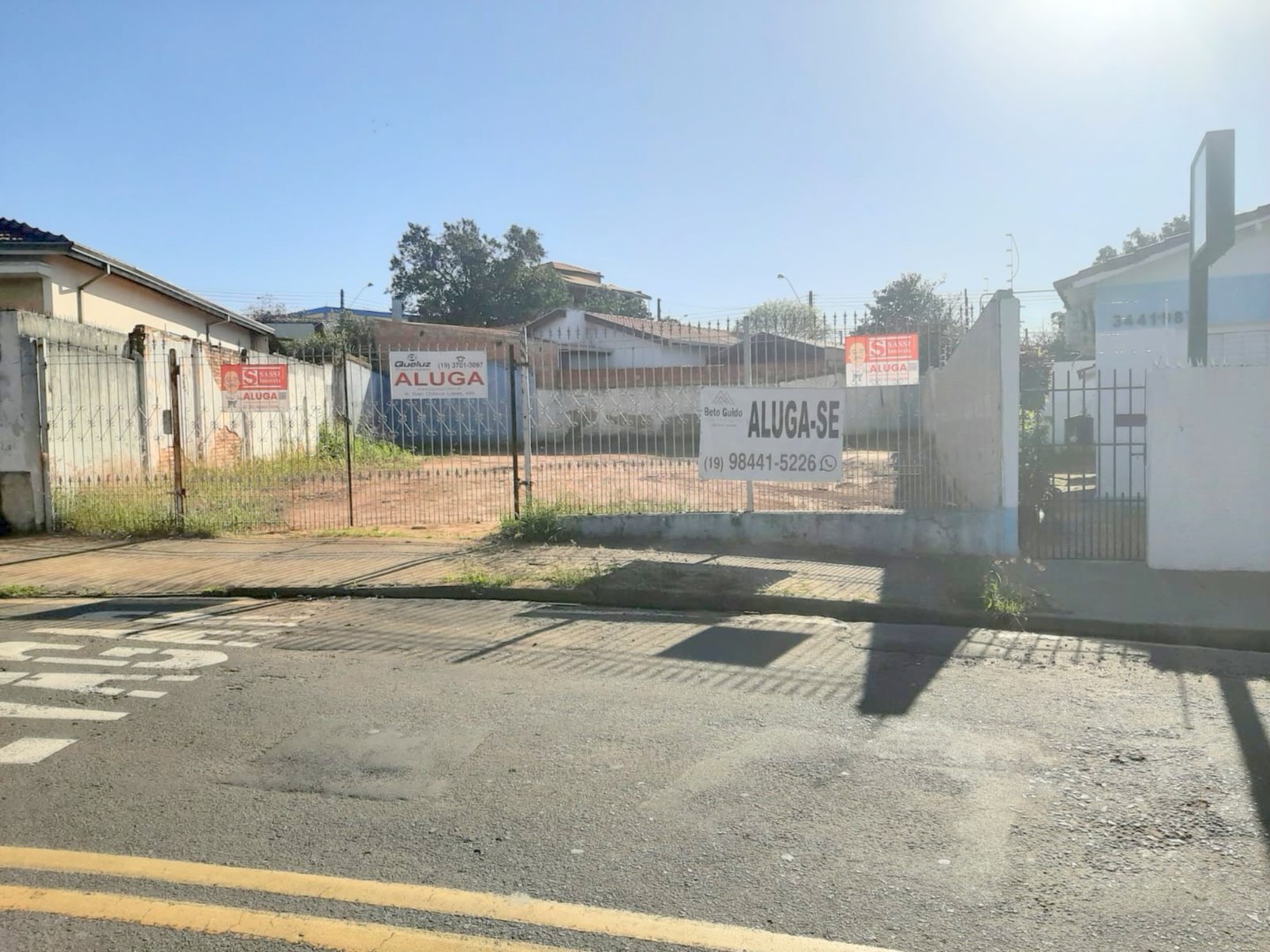 Terreno para locacao no Vila Sao Luiz em Limeira com 381,01m² por R$ 3.000,00