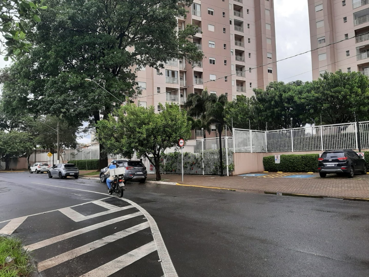 Apartamento para locacao no Jardim Senador Vergueiro em Limeira com 0m² por R$ 3.700,00