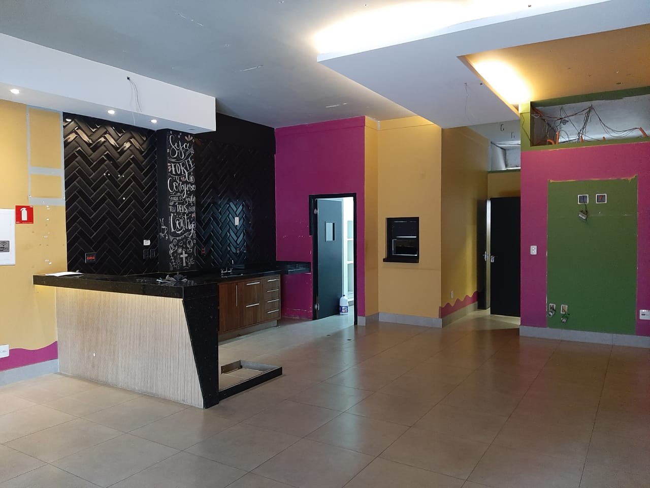 Loja/salão para locacao no Centro em Limeira com 80,1m² por R$ 3.200,00