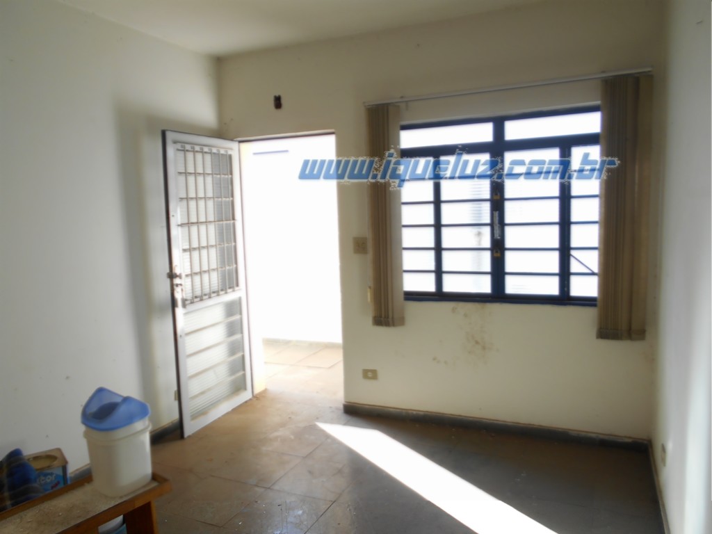 Cjto. Comercial/sala para locacao no Centro em Limeira com 68,27m² por R$ 1.400,00