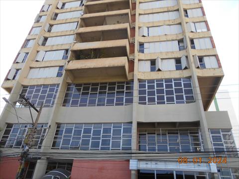 Apartamento para venda no Centro em Limeira com 197,5m² por R$ 480.000,00
