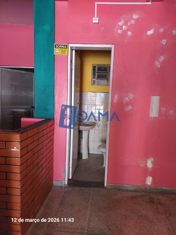 Loja para alugar em Sitio Cercado, Curitiba — Toyo Imóveis - Curitiba/PR