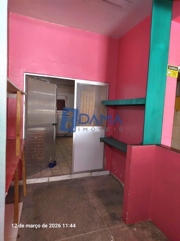 Loja para alugar em Sitio Cercado, Curitiba — Toyo Imóveis - Curitiba/PR