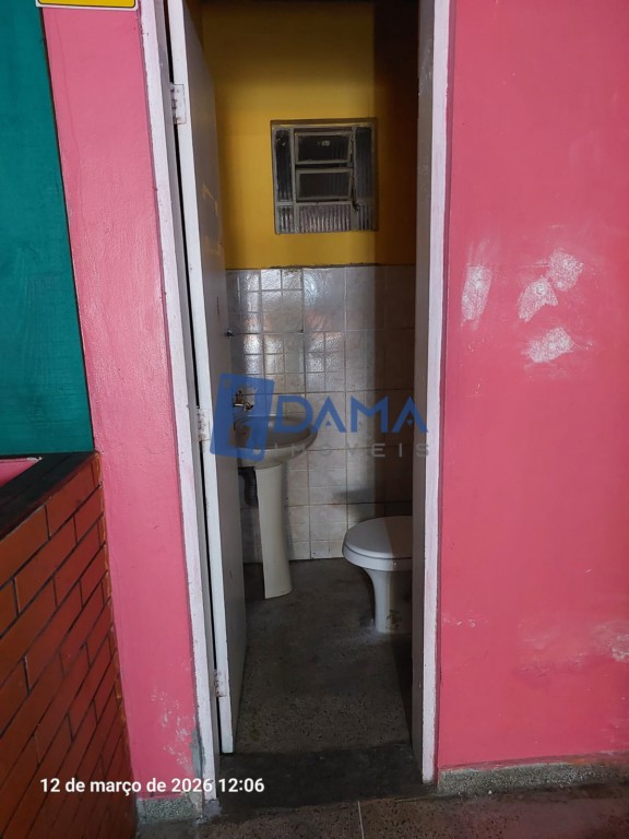 Loja para alugar em Sitio Cercado, Curitiba — Toyo Imóveis - Curitiba/PR