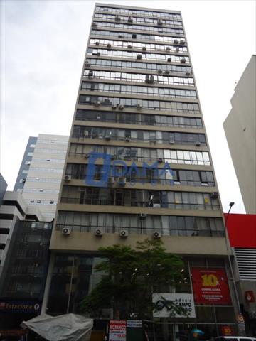 Conjunto Comercial para locacao no Centro em Curitiba com 37m² por R$ 1.035,00