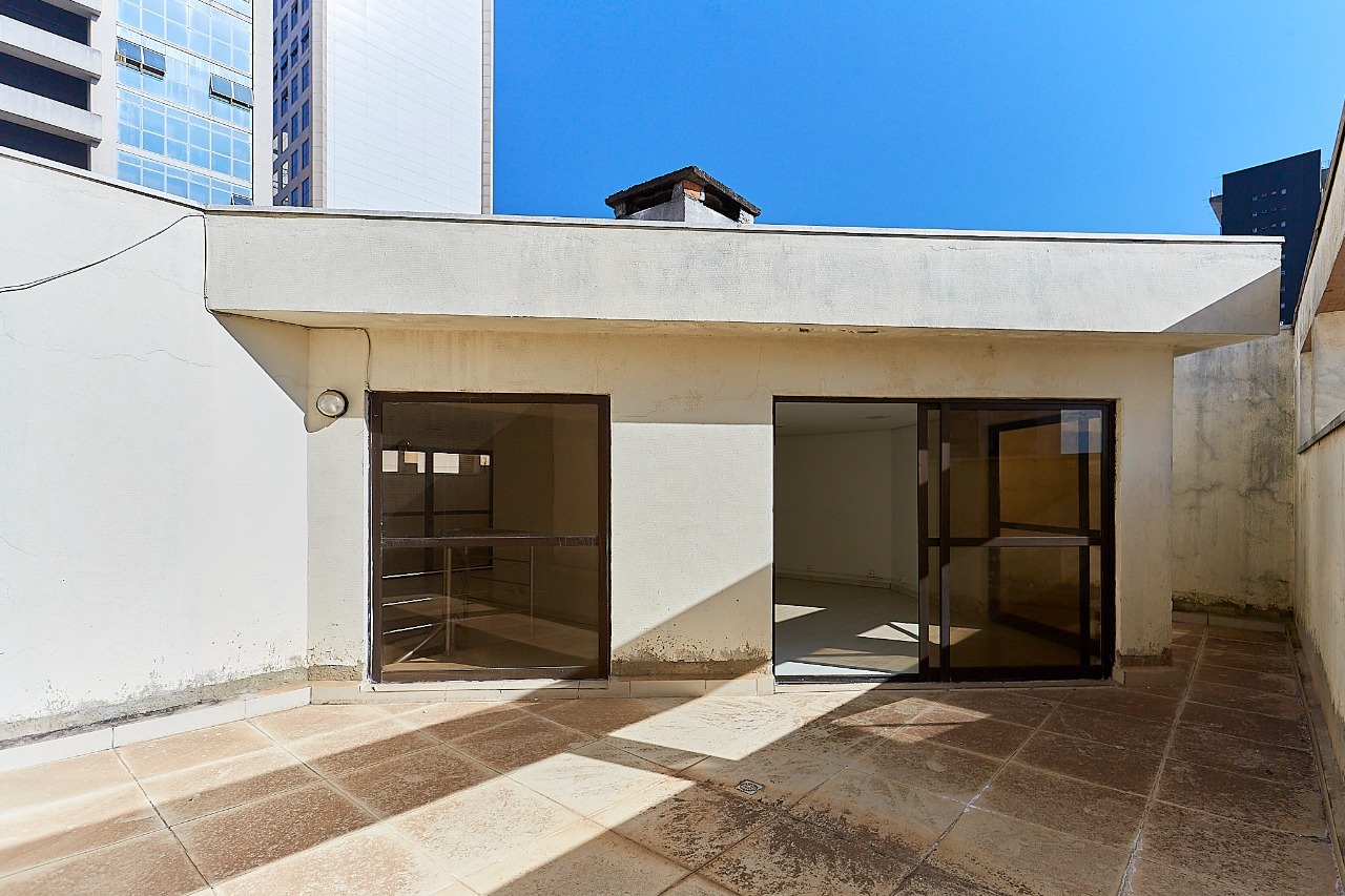 Gonzaga Imóveis Curitiba-Conjunto Comercial 2 salas Centro-L