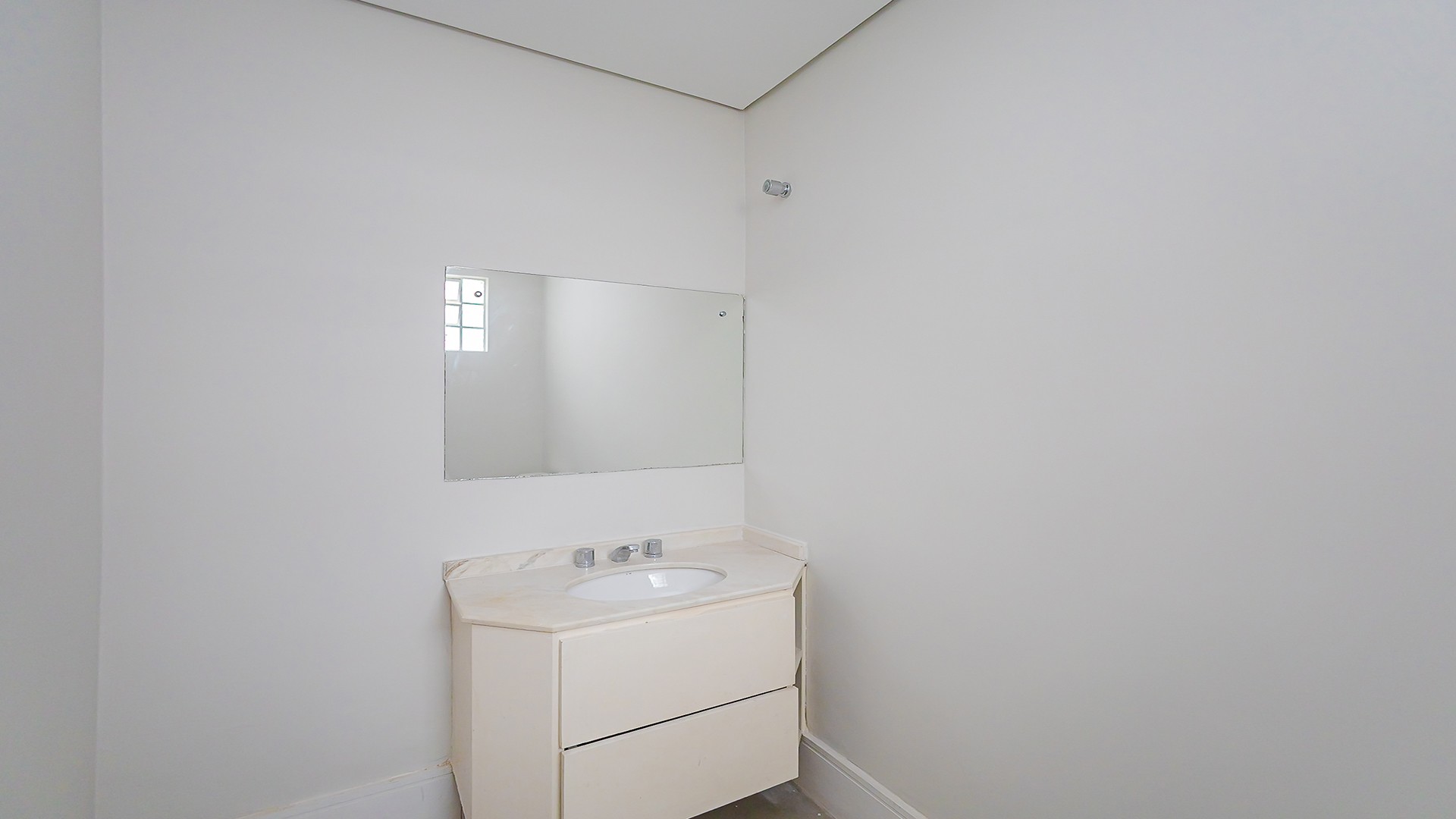 Casa Comercial 