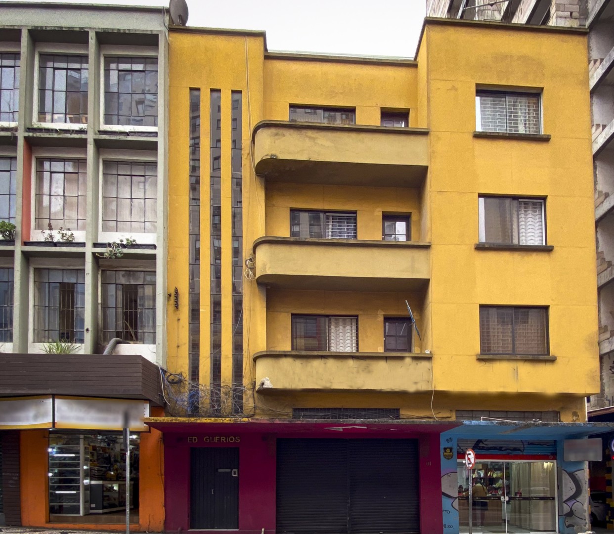 Gonzaga Imóveis Curitiba - Conjunto Comercial 1 Sala Centro 