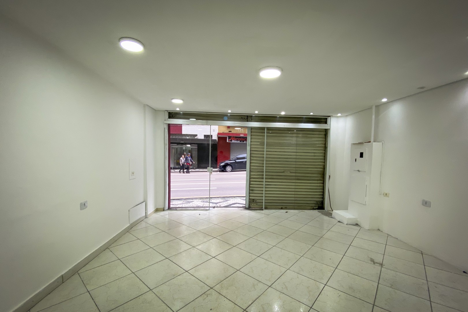 Gonzaga Imóveis Curitiba - Conjunto Comercial 1 Sala Centro 