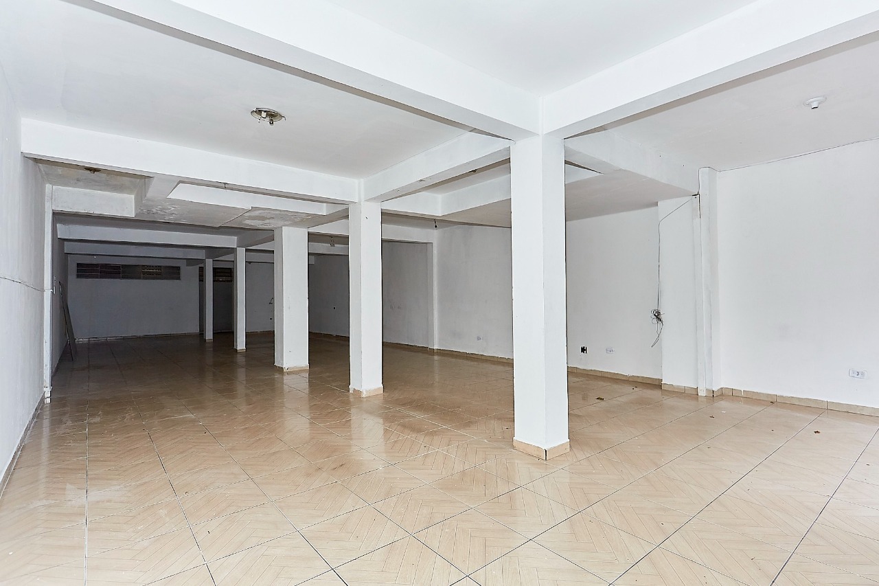 Gonzaga Imóveis Curitiba-Loja 1 sala Xaxim-Locação-Sala
