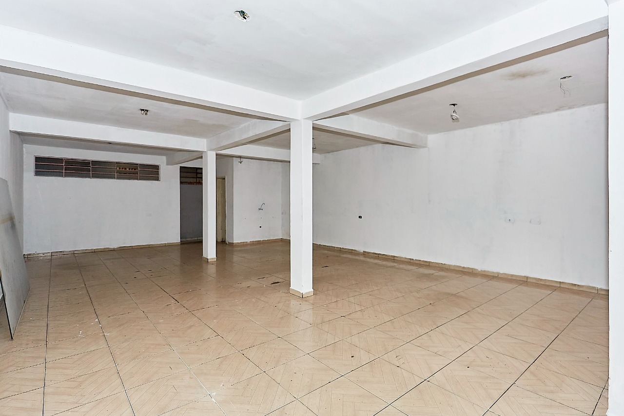 Gonzaga Imóveis Curitiba-Loja 1 sala Xaxim-Locação-Sala
