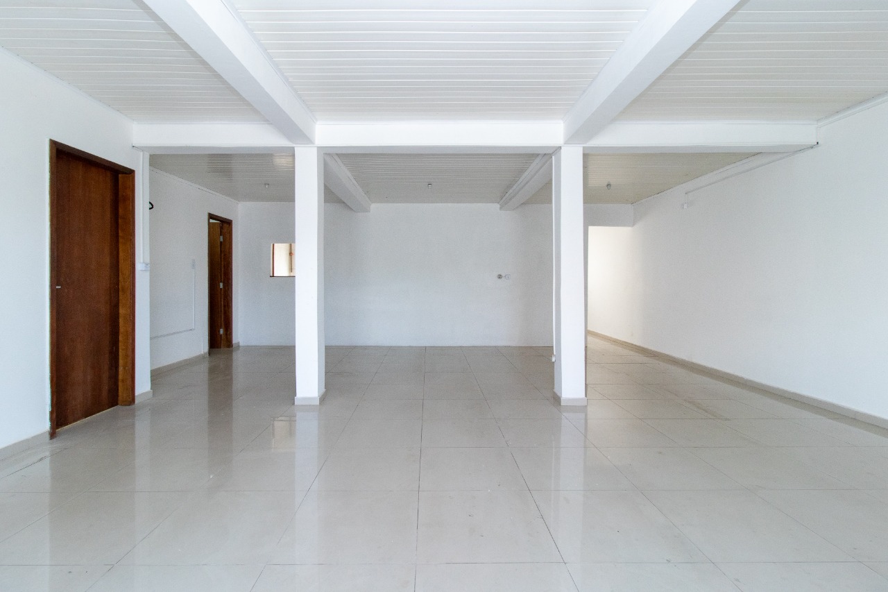 Gonzaga Imóveis Curitiba-Loja 1 sala Atuba-Locação-Sala