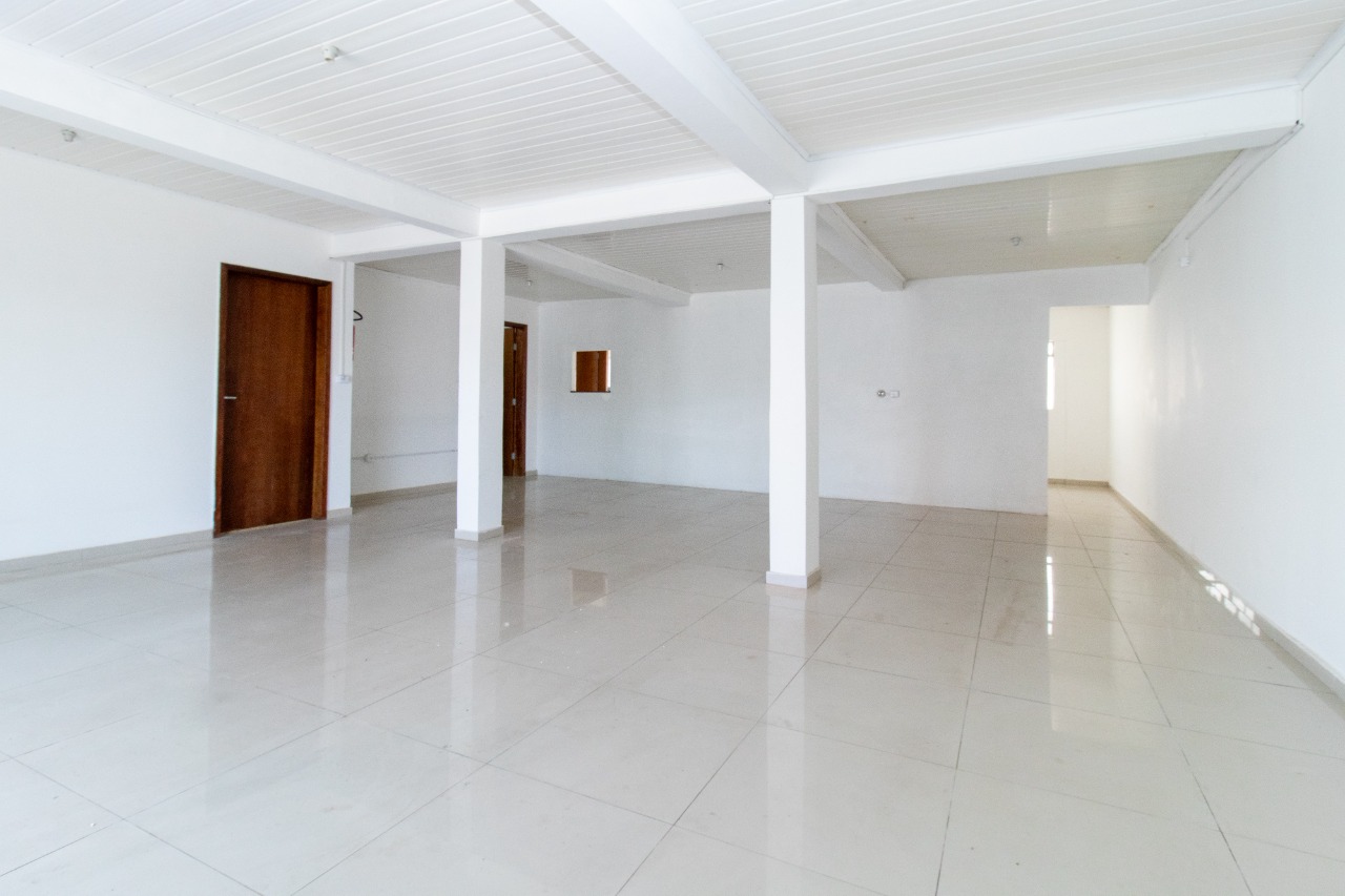 Gonzaga Imóveis Curitiba-Loja 1 sala Atuba-Locação-Sala