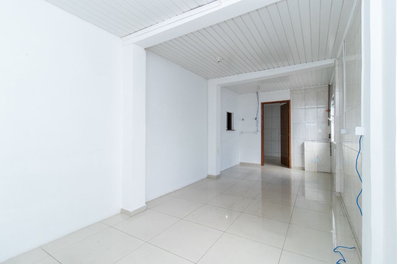 Gonzaga Imóveis Curitiba-Loja 1 sala Atuba-Locação-Sala