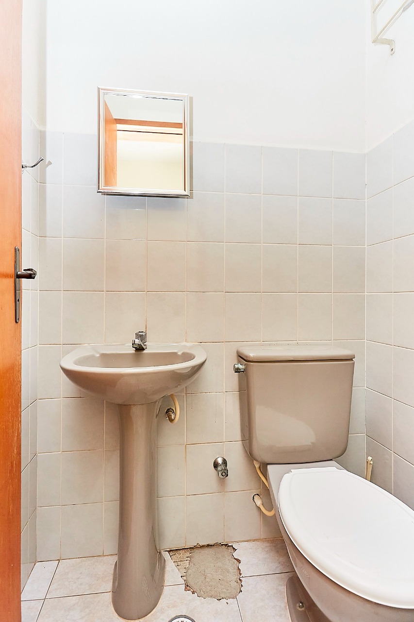 Gonzaga Imóveis Curitiba-Loja Portão-Locação-LAvabo