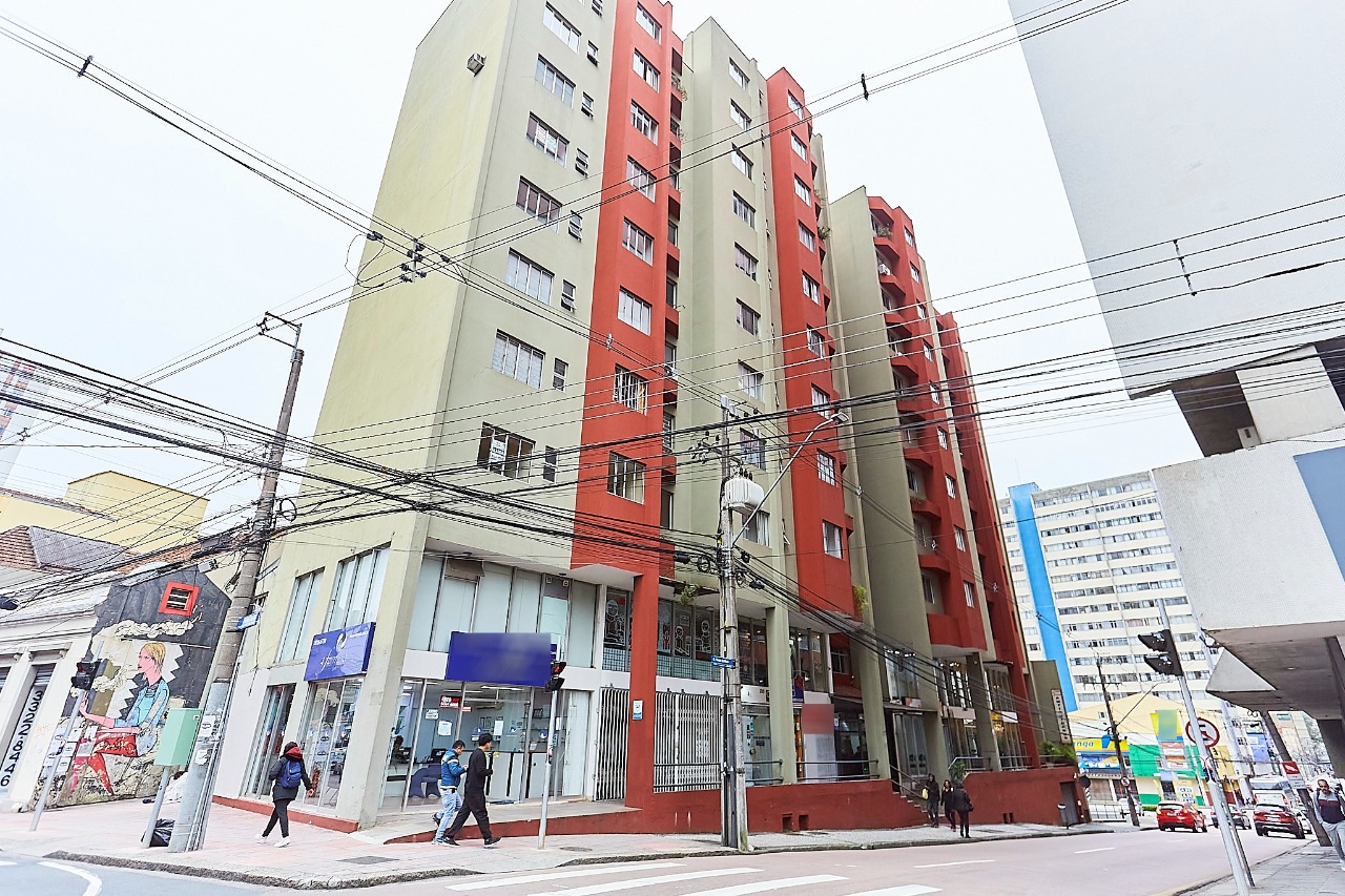 Gonzaga Imóveis Curitiba-Conjunto comercial 8 Salas Centro-L