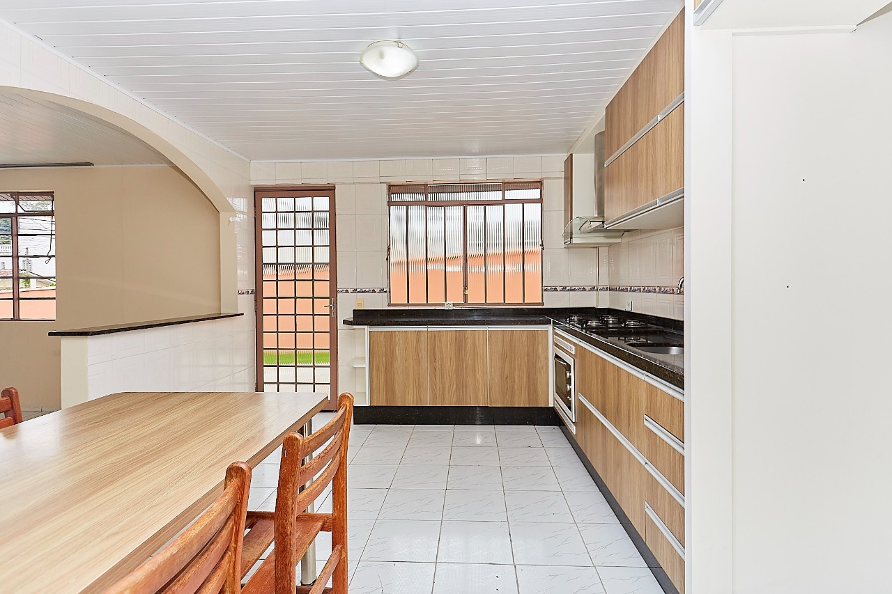 Gonzaga Imóveis Curitiba-Casa 3 quartos Santa Felicidade-Loc